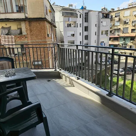Apartment Cozy Near Center *